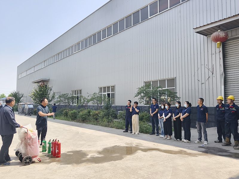 萬川環(huán)保集團(tuán)夏季消防演練：筑牢安全防線，守護(hù)綠色家園